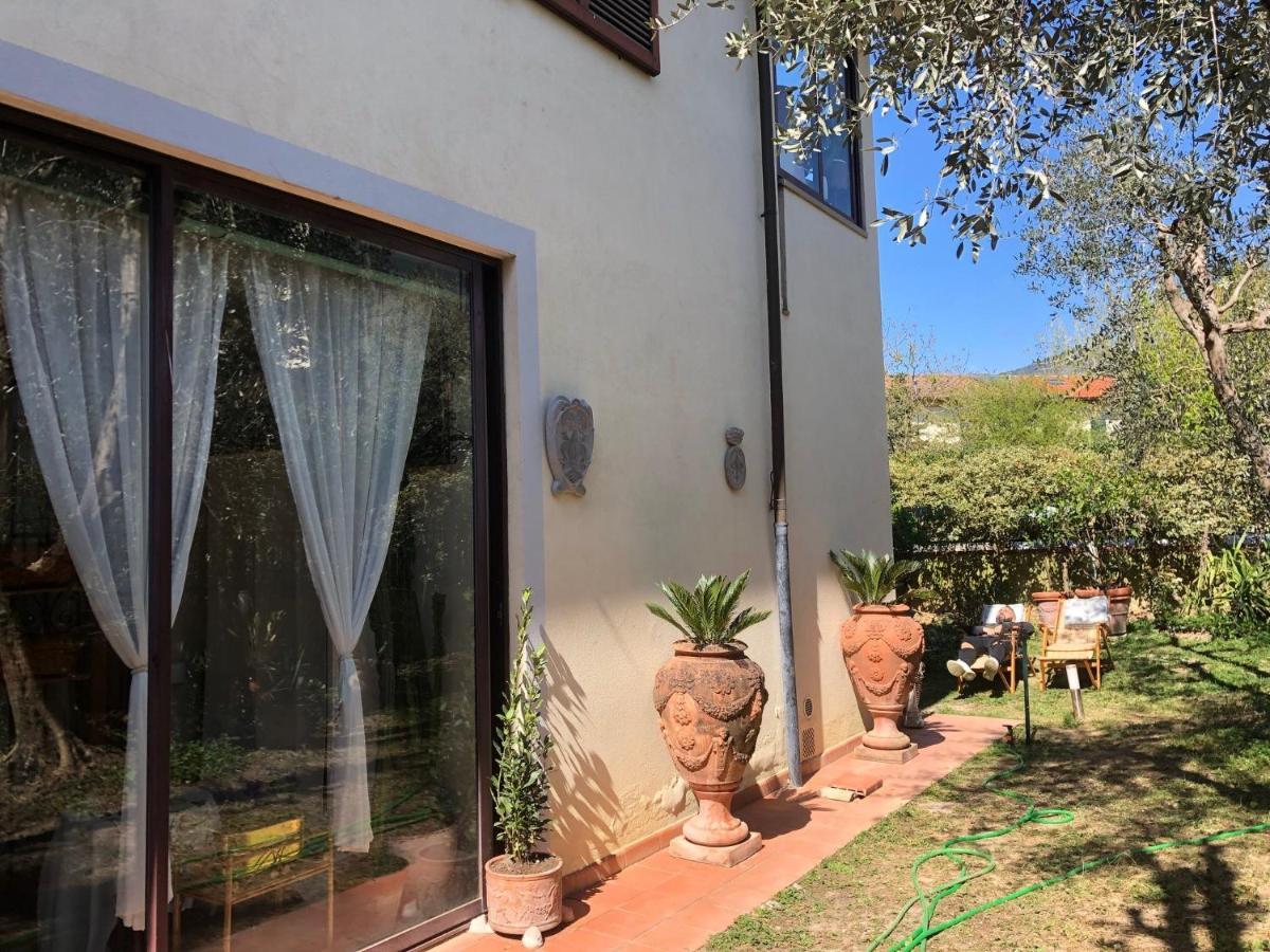 La Villa Bianca - Appartamento In Villa Sesto Fiorentino Exterior photo